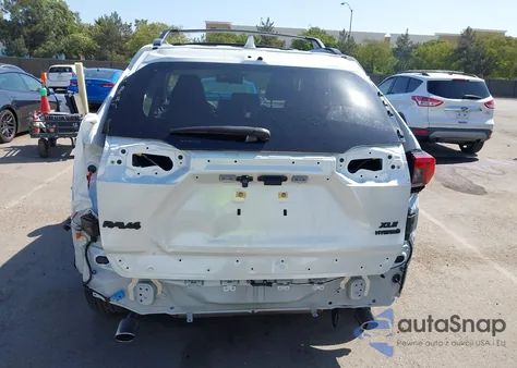 2024 Toyota Rav4 Hybrid Xle Premium z USA, uszkodzony, nr VIN JTMB6RFV0RJ053853